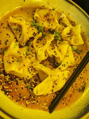 Dumplings at Meet Vegano in Malaga