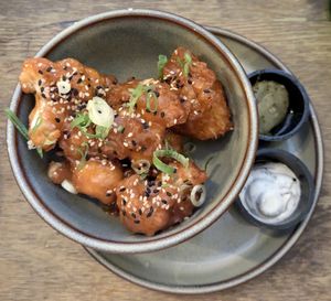 Gochujang Yuzu Cauliflower Wings (9/10) at Meet Vegano in Malaga