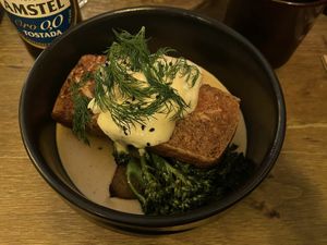 The Salm*n Bowl with Broccolini  at Meet Vegano in Malaga