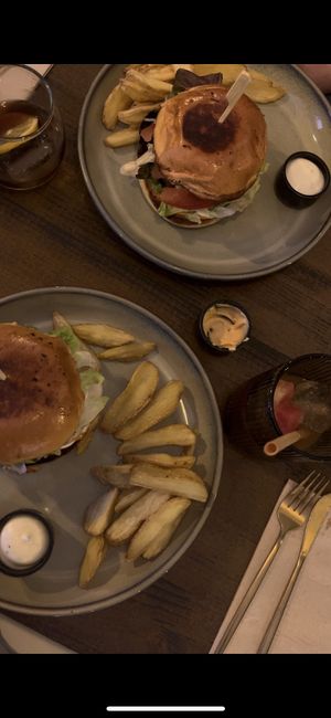 Crunchy Meet Burger   at Meet Vegano in Malaga