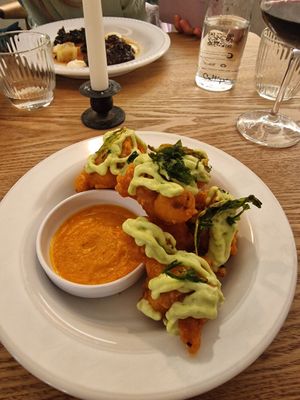 Healthy tasting cauliflower at Meet Vegano in Malaga