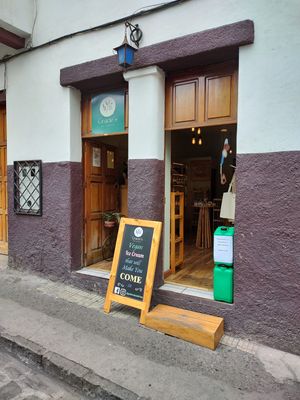  at Gracie's Naturals in Cuenca