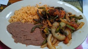 Lunch veggie fajitas at La Pinata in Meridian