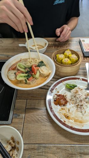 D19 on menu, Dandan noodles with dumplings at Sin Sin Fong - 善膳坊 in Kowloon