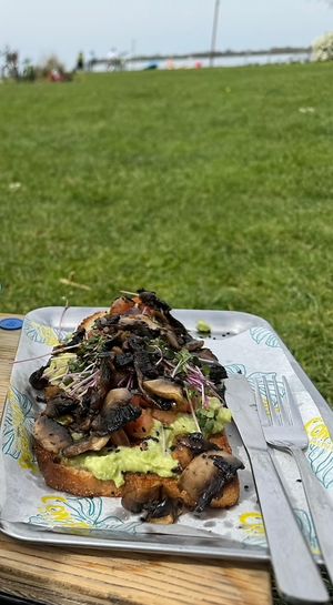 Veganes Brot … so lecker 🤤   at Con Fritters in Nonnenhorn