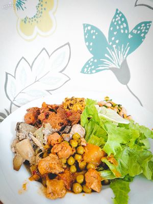 Seitan, Tofu, beans, Greens, Courgette pizza at Salsa Verde in Evora