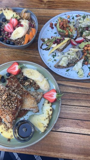 Amer Ritter, Stullen Trio, Joghurt Bowl (nicht vegan von meiner Begleitung)  at Smuk in Heilbronn