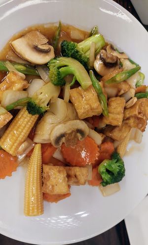 Mixed vegetables with tofu at Spoonful Thai Bistro in West Reading