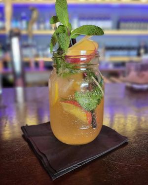 Ginger Peach Mojito at Restaurant Bollywood in Saint-hubert