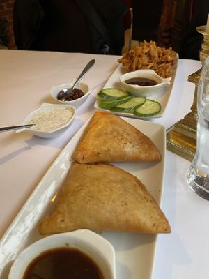 Samosa and deep fried vegetables as starters (vegan dips included)  at Deep Indisk Restaurant in Copenhagen