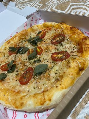 Marguerita, tava bom demais! Paguei 36$ e dividi com minha namorada at Bartô Pizza Co in Londrina