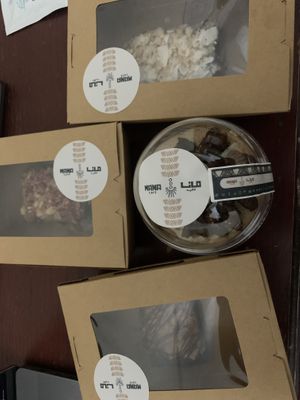 sweets  at Mana Café in Manama