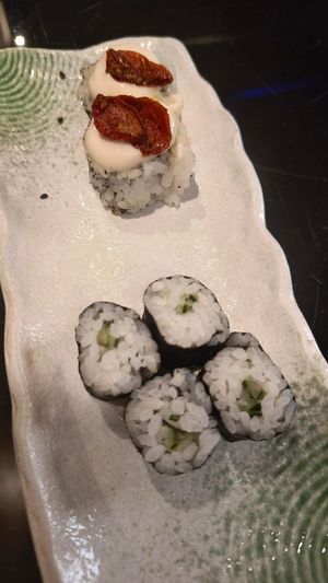 Hosomaki al cetriolo at Domò in Rome