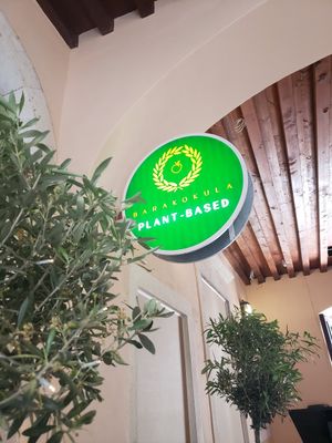  at Barakokula in Split