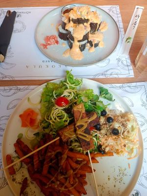 Mount fuji shushi and what the health at Barakokula in Split