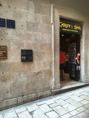 No front signage at Barakokula in Split