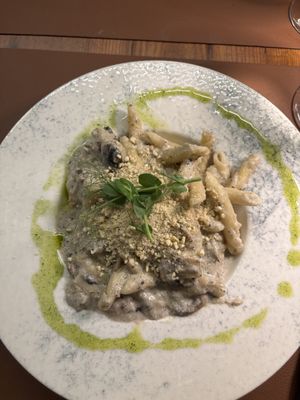 Creamy truffle pasta  at Barakokula in Split