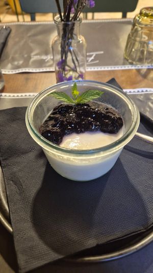 Pana cotta at Barakokula in Split