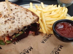 Veganized "Clubsandwich vega" (1/2 of it 😅) at MADONNA in Amersfoort