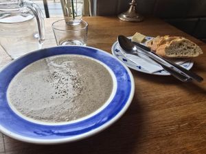  at Julie's Cafe in Gothenburg