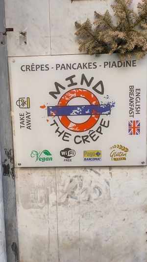 Insegna locale. at Mind the Crêpes in Carrara