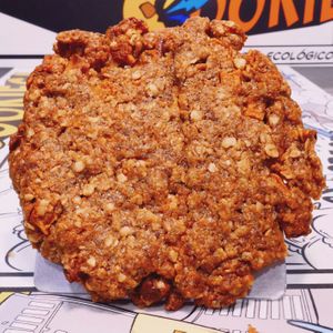 Apple + Cinnamon Cookie. Vegan & 100% organic. at Capitán Cookie in Cadiz