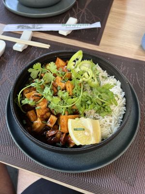 Managed to get kung pao tofu after much negotiation. Sadly it was flavorless.  at Janpho in Yerevan