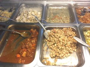 Food choices at Healthy U in Cebu