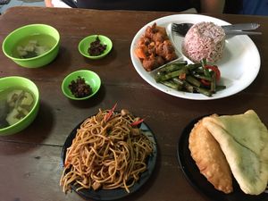 Menu sets at Healthy U in Cebu