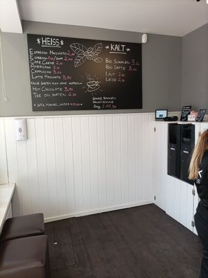 Kaffee und mehr...Pflanzenmilch +0,20€ at Eis Glück in Hamburg