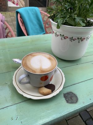 Cappuccino with oat milk  at Salon 7 in Oldenburg