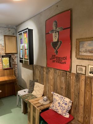   at Salon 7 in Oldenburg