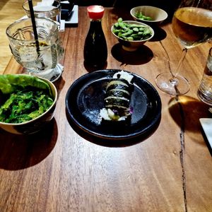 Ocean salad and vegan supreme roll at Isana in Kihei