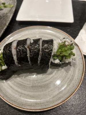 deluxe roll  at Isana in Kihei