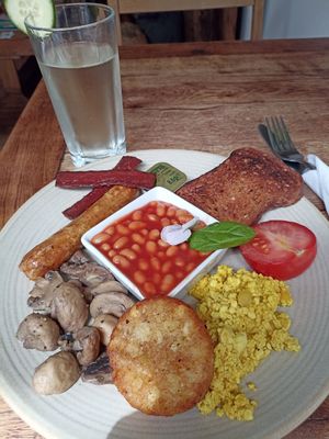 Full English breakfast at Cafe@62 in Brighton