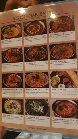 Main veggie dishes at Bollywood in Phuket