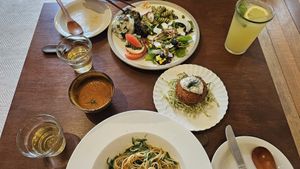  at Santosha 산토샤 in Jeju