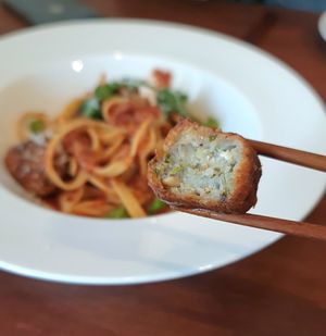 Meatball Pasta - closeup at Santosha 산토샤 in Jeju