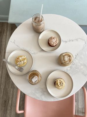   at lu & i in Montreal