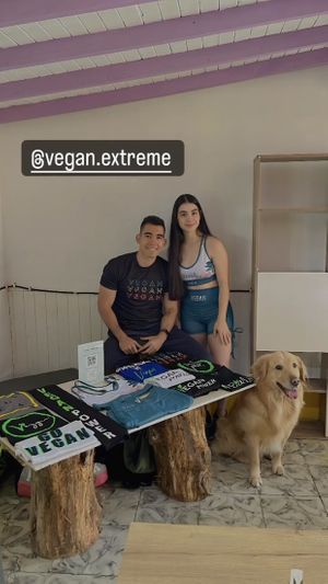 Estuvimos en un bazar con Vegan.extreme  at Tulia in Medellin