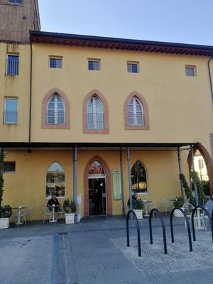 Colazione con opzioni Vegan at Pasticceria La Petite in Pisa