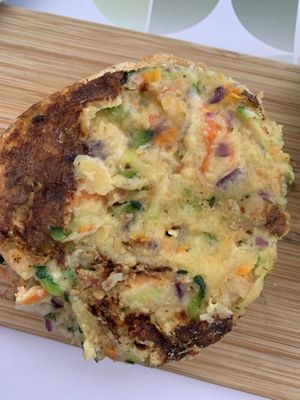 The burger patty   at Verde Maçã in Terceira