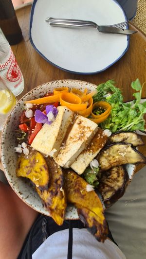 Salad with Tofu at Summer by Coco Tam's in Koh Samui