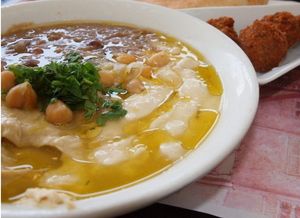 Hummus mach'lutta at Hummus Yummy in Valley Village