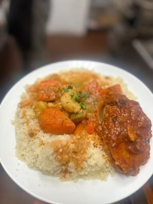 Tuesday special: kuskus topped with vegetables and mafrum 🔥🔥 at Hummus Yummy in Valley Village