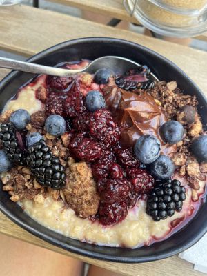 Blackberry chocolate porridge   at Fågel by artizán in Budapest