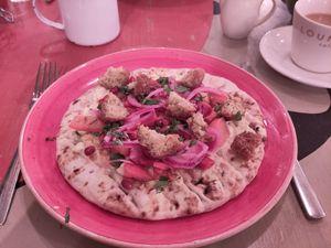 Vegan Lebanese Falafel Flatbread at Lounges - Fosso Lounge in Wells