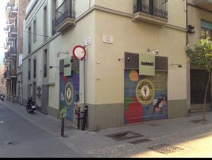 Barcelona on a Monday  - many places closed. Like this one at Bodevici Bioconcept - Torrijos in Barcelona