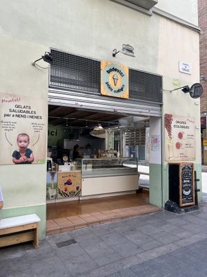 Outside the shop  at Bodevici Bioconcept - Torrijos in Barcelona