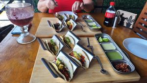 Hoy vinimos por unos taquitos 🌮😋👌🏻 at El Taco Loco Vegano in San Andres Cholula